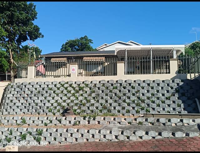 2 BEDROOM HOUSE FOR SALE IN VERULAM CENTRAL